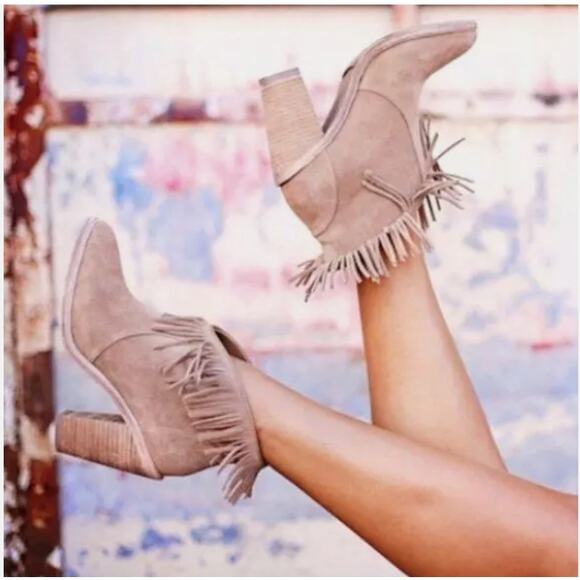 Joie Loren Fringe Boots Boho Tan Suede Leather Slip on Western Booties Size 39.5 - Picture 11 of 11